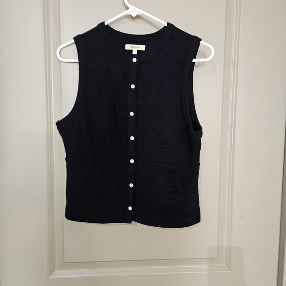 Madewell Tops - Madewell Black Sleeveless Button-Down Shirt medium